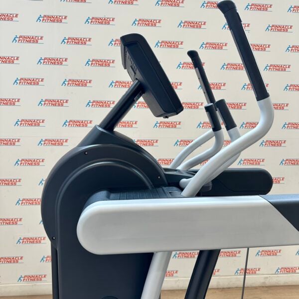 Technogym Excite+ Unity 1000 Vario with Live Software Upgrade - Image 13