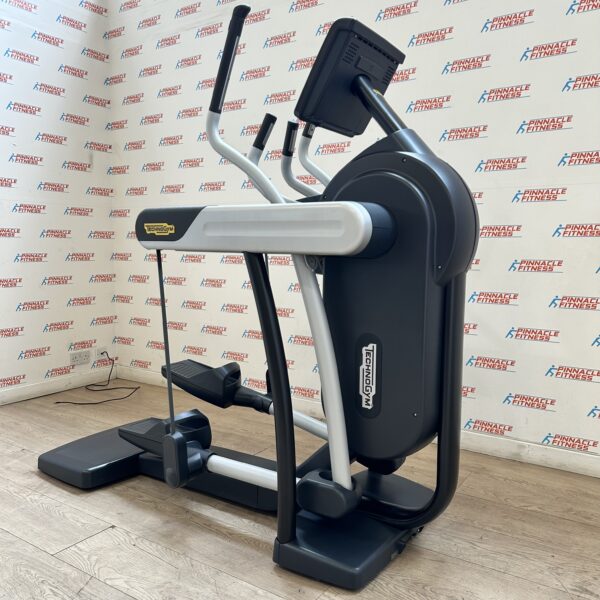 Technogym Excite+ Unity 1000 Vario with Live Software Upgrade - Image 8