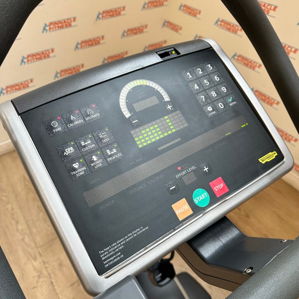 Technogym Excite 500i Upright Bike - Image 5