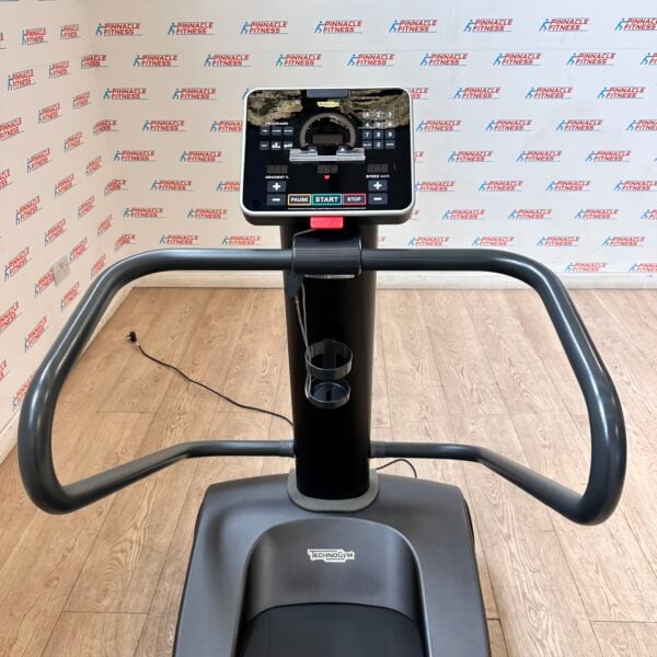 Technogym Run Forma LED - Image 19