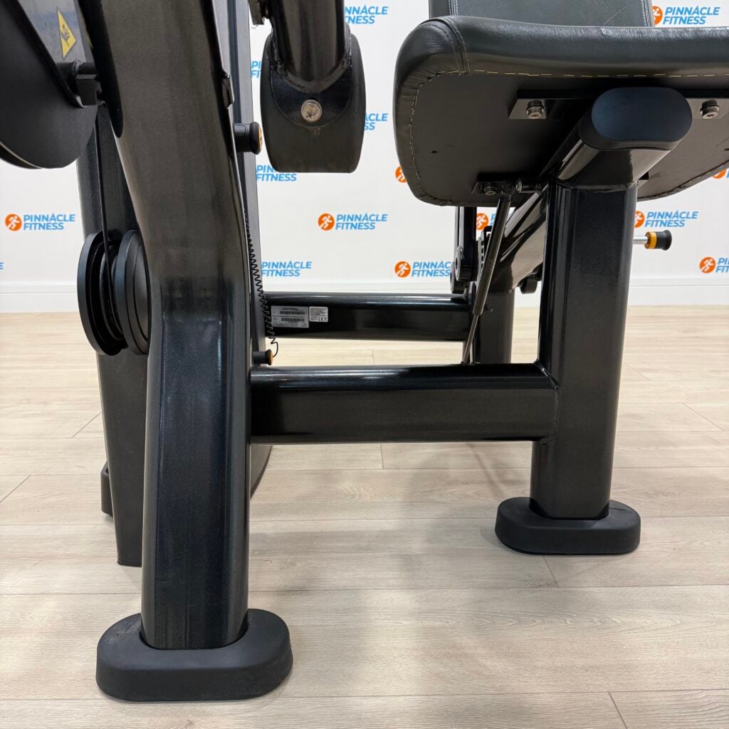 LIFE FITNESS Insignia Series Seated Leg Curl Onyx Black - Image 9