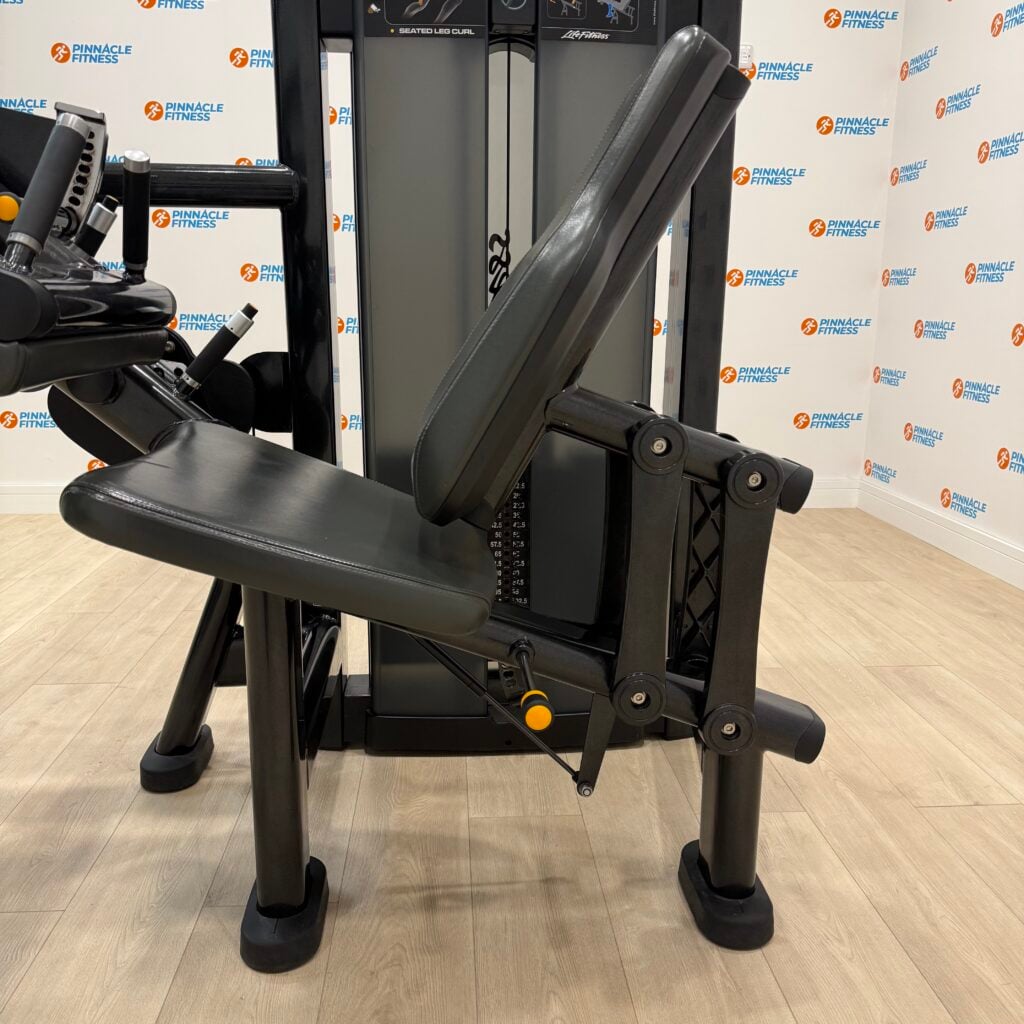 LIFE FITNESS Insignia Series Seated Leg Curl Onyx Black - Image 6