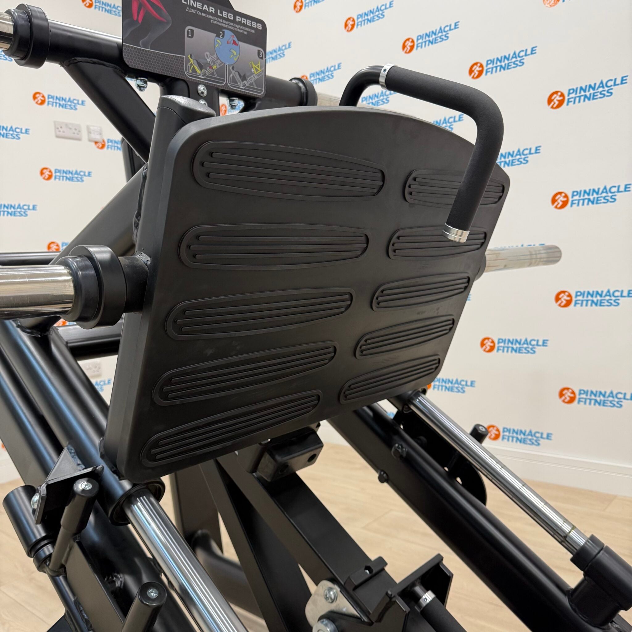 Plate Loaded Linear Leg Press by Blitz Fitness