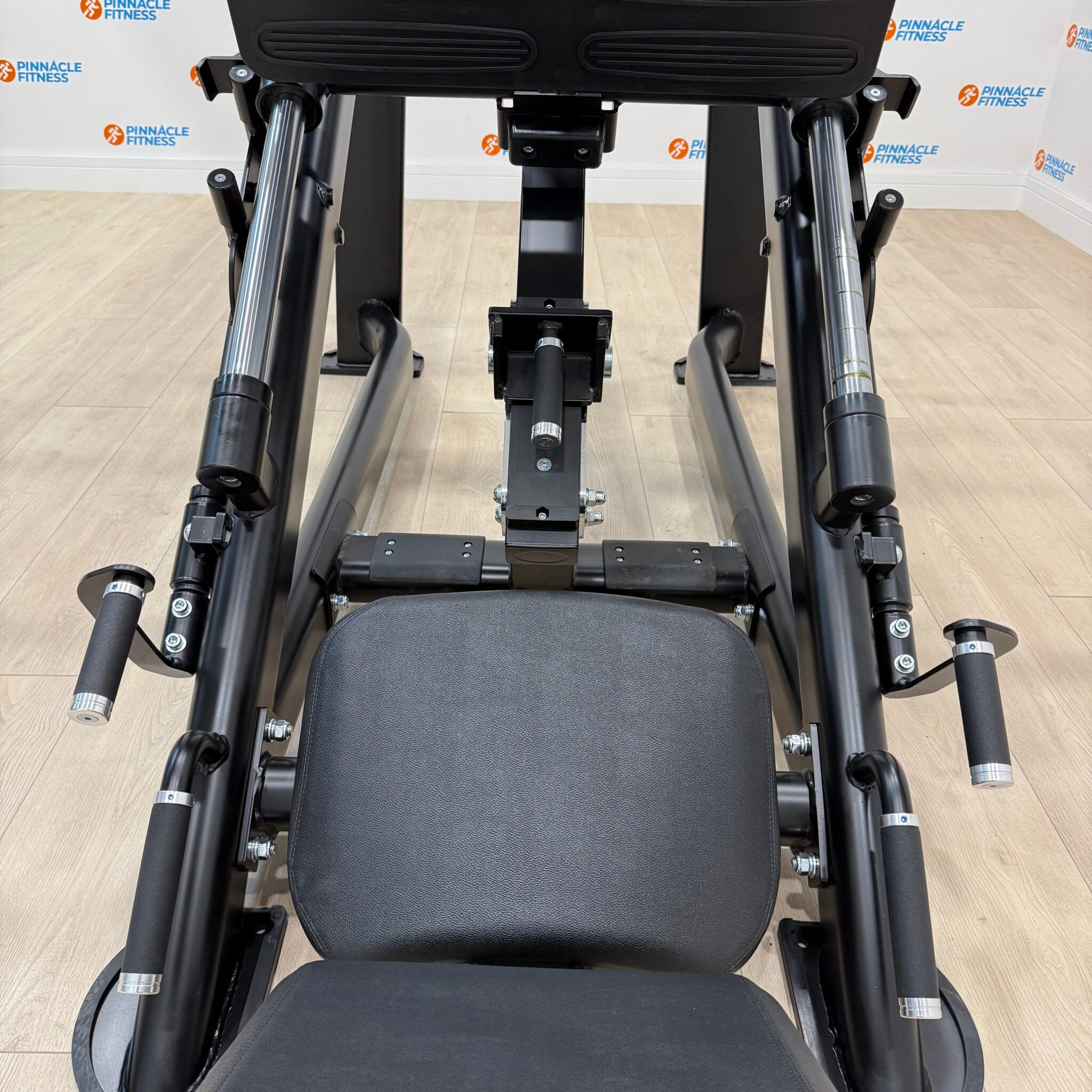 Plate Loaded Linear Leg Press by Blitz Fitness