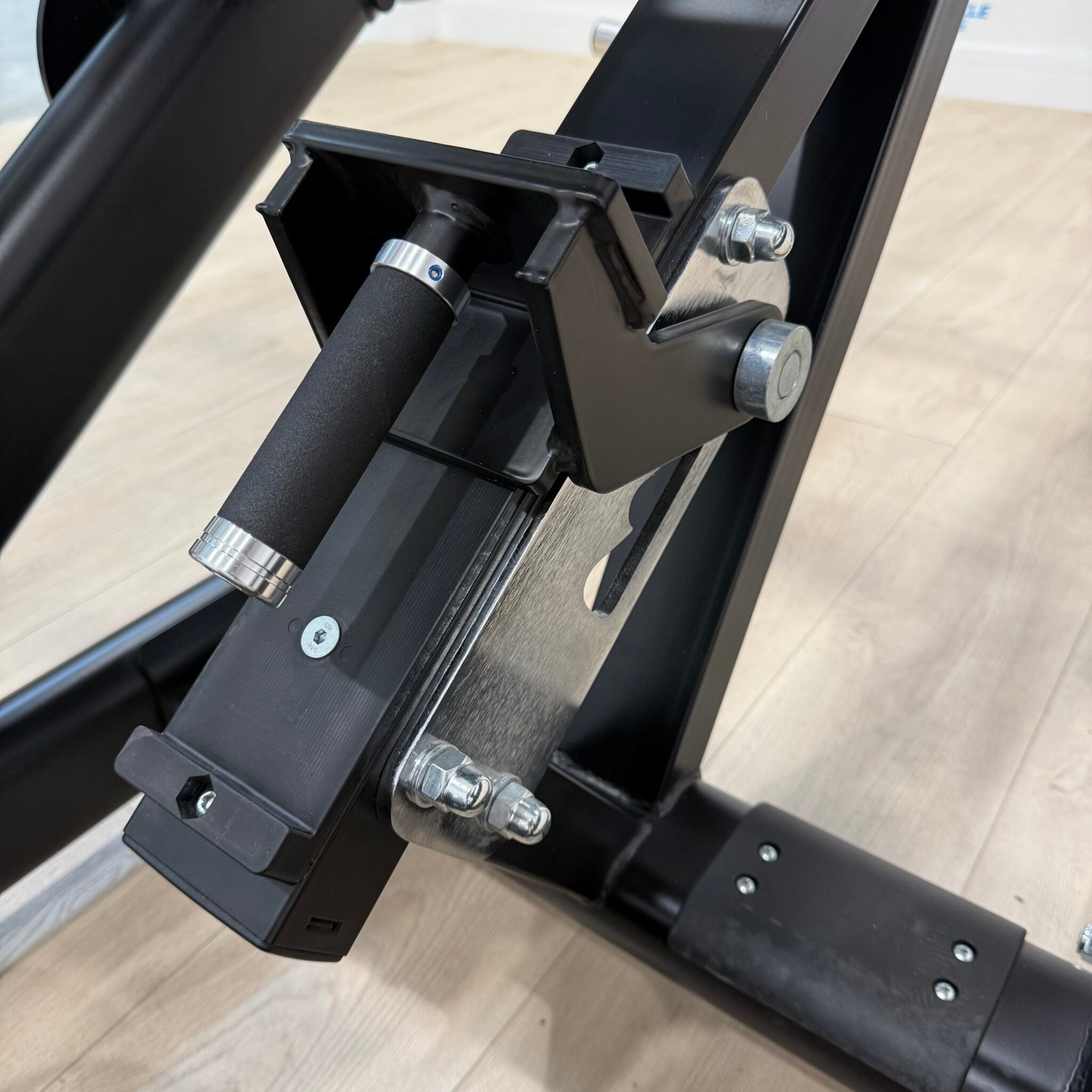 Plate Loaded Linear Leg Press by Blitz Fitness