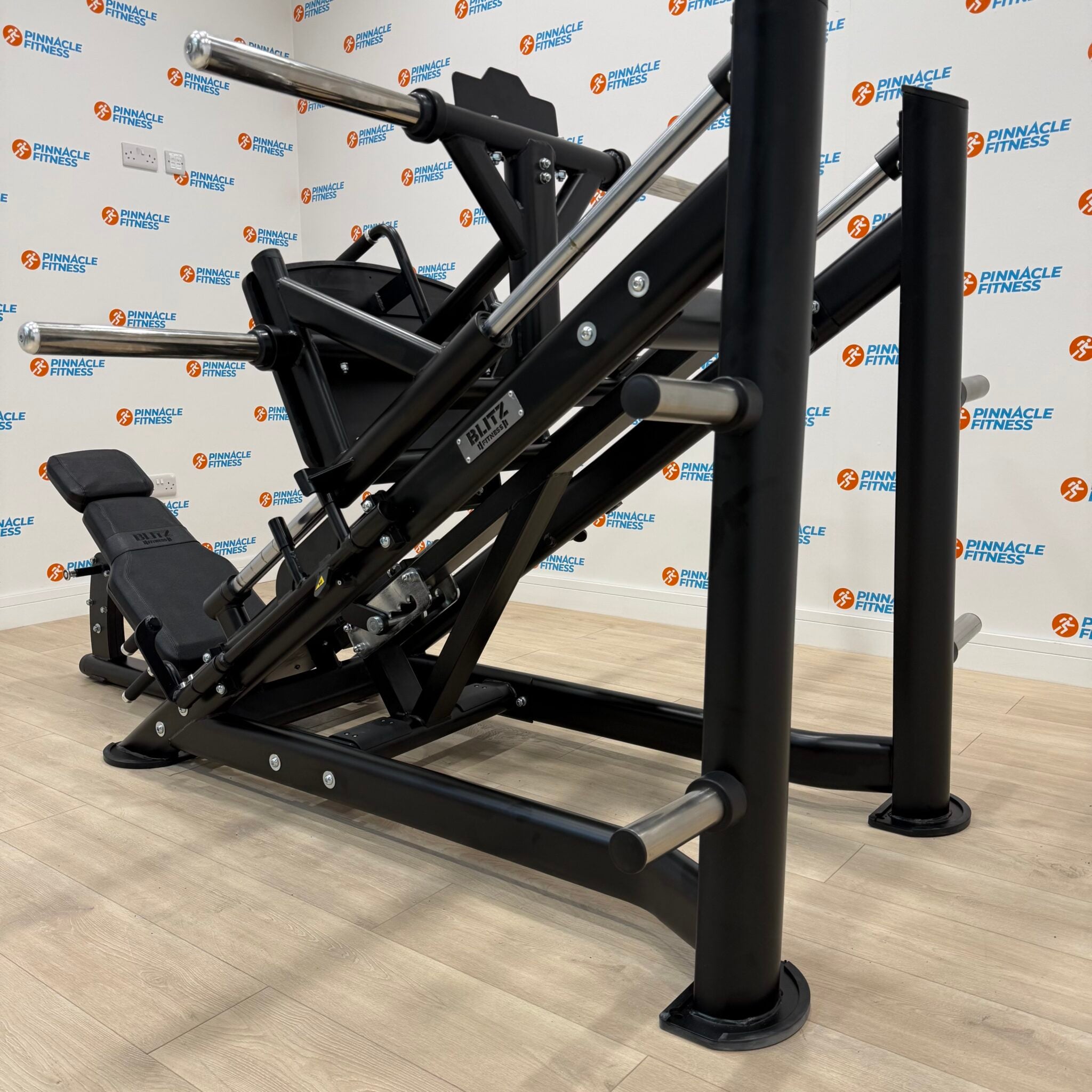 Plate Loaded Linear Leg Press by Blitz Fitness