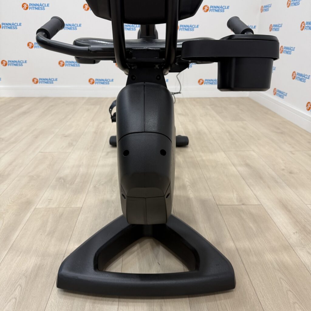 Life Fitness 95R Elevation Series Recumbent Bike with Discover Si Console (Onyx Black) - Image 17