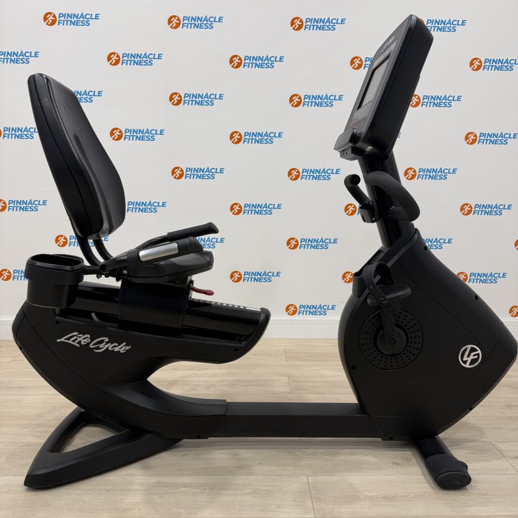 Life Fitness 95R Elevation Series Recumbent Bike with Discover Si Console (Onyx Black) - Image 12