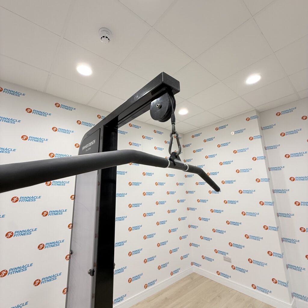 Hammer Strength Select Lat Pulldown - Image 9