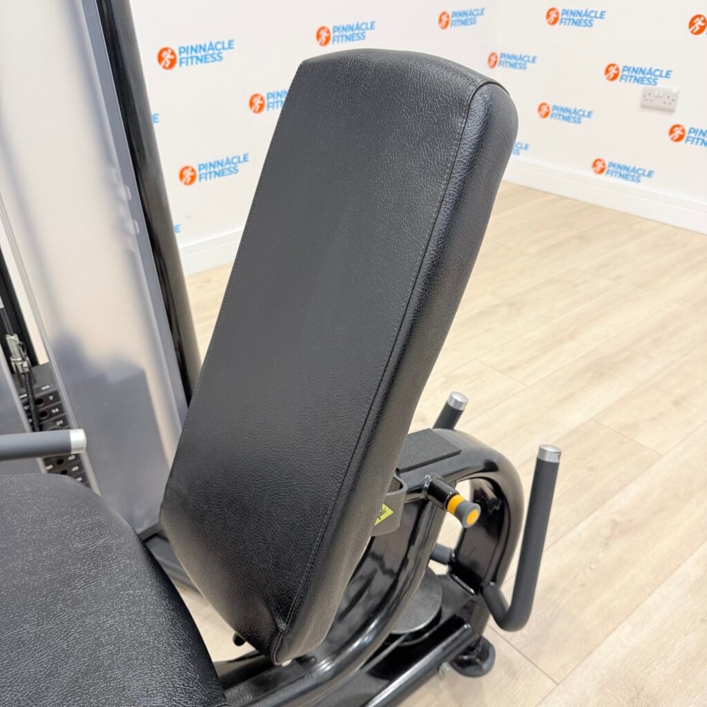 Life Fitness Optima Series Dual Purpose Leg Extension / Leg Curl (Onyx Black) - Image 16