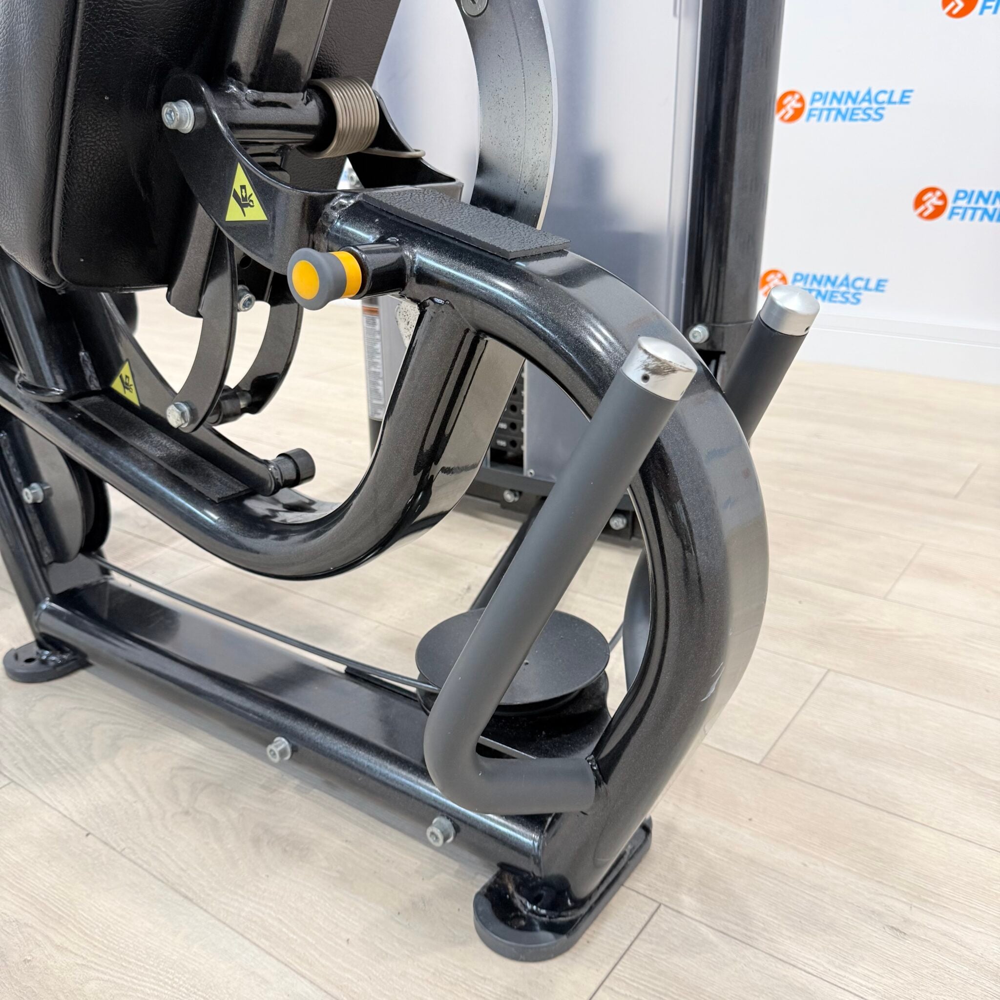 Life Fitness Optima Series Dual Purpose Leg Extension / Leg Curl (Onyx Black)