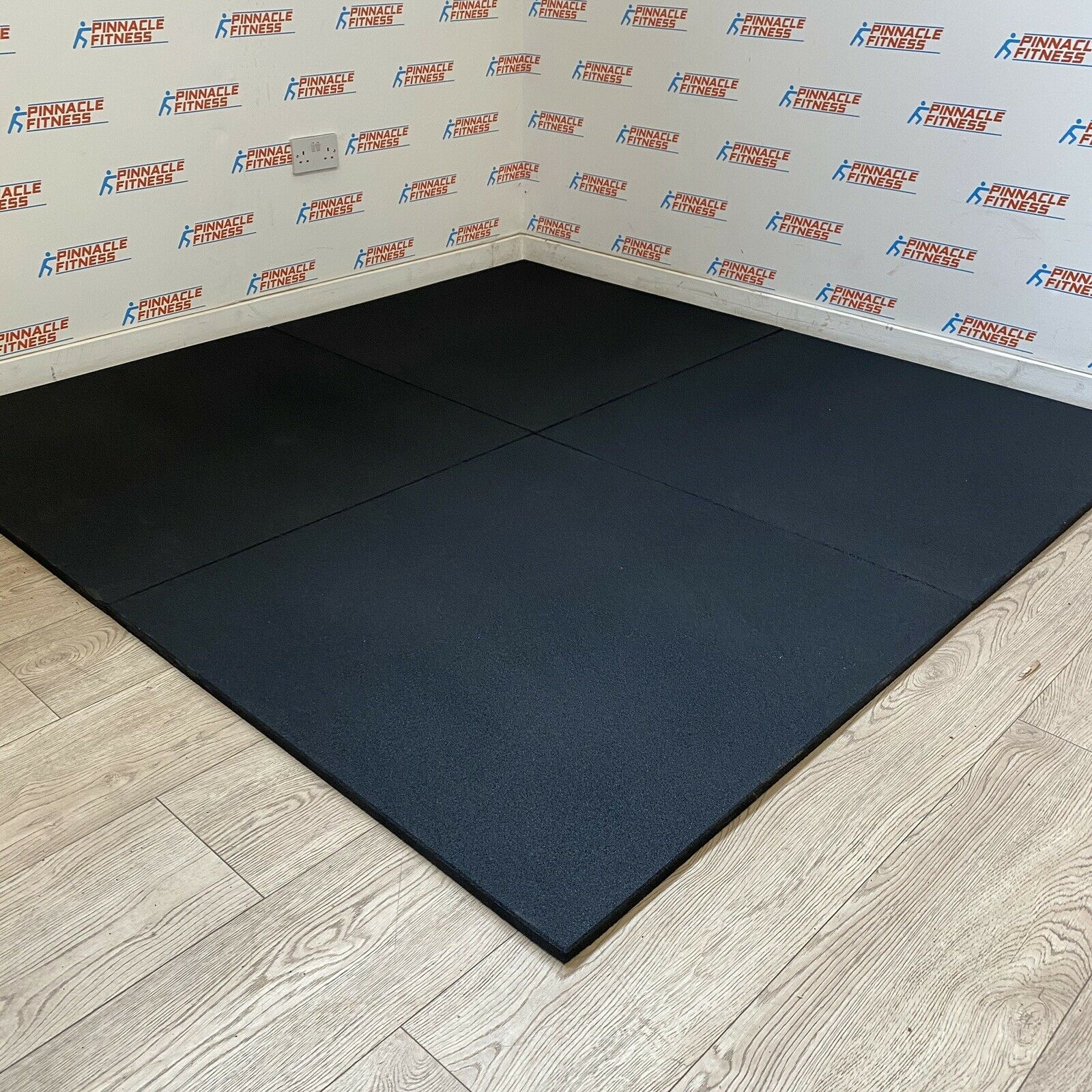Gym flooring 1m x 1m outlet