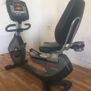 Life Fitness 95R Achieve Recumbent Exercise Bike