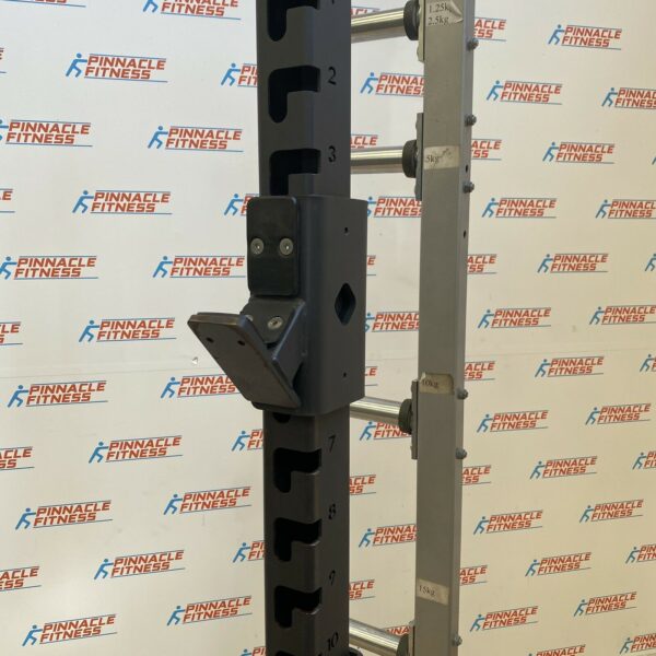 Hammer Strength HD Elite Half Rack - Image 8