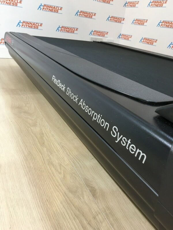 Life Fitness 95T Discover SE Treadmill Matt Black - Image 12