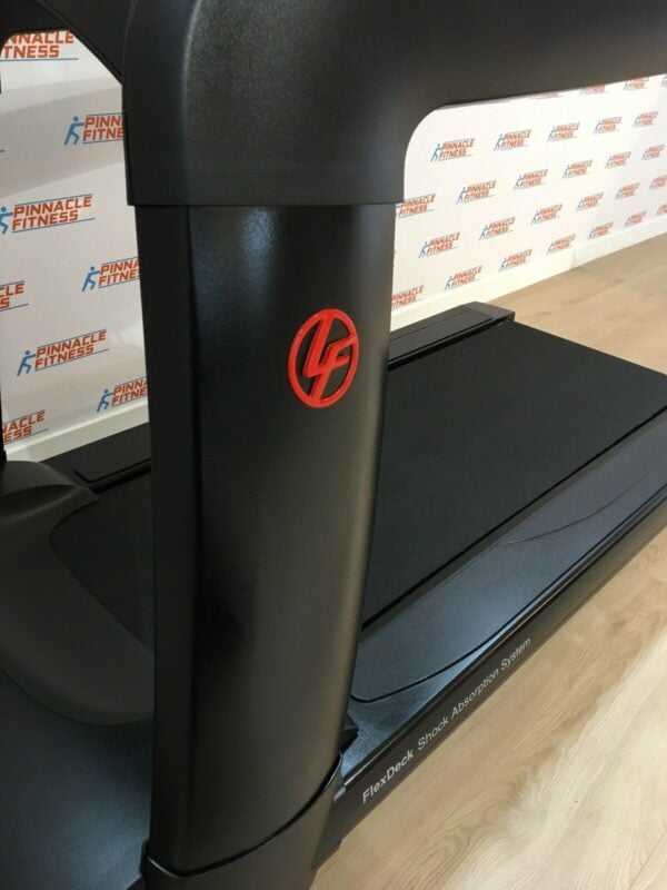 Life Fitness 95T Discover SE Treadmill Matt Black - Image 13