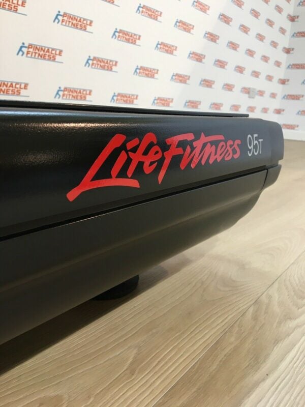Life Fitness 95T Discover SE Treadmill Matt Black - Image 6