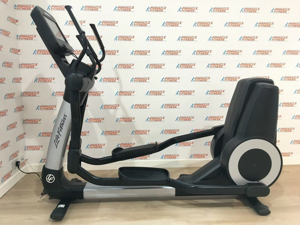 Life Fitness Elevation 95X Discover SE Cross Trainer - Image 4