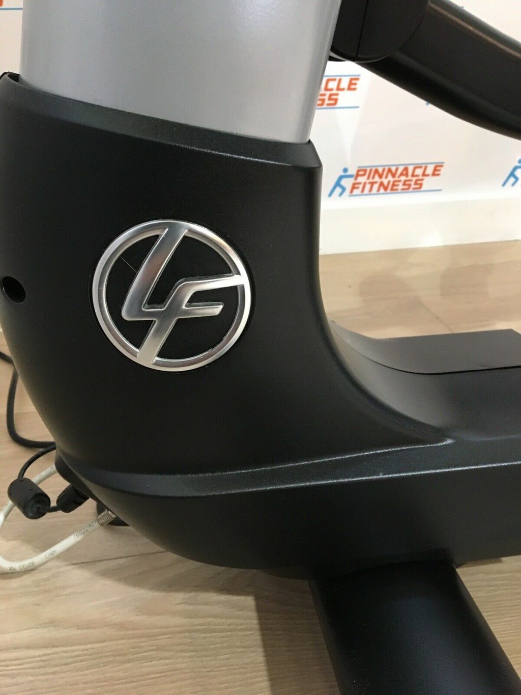Life Fitness Elevation 95X Discover SE Cross Trainer - Image 8