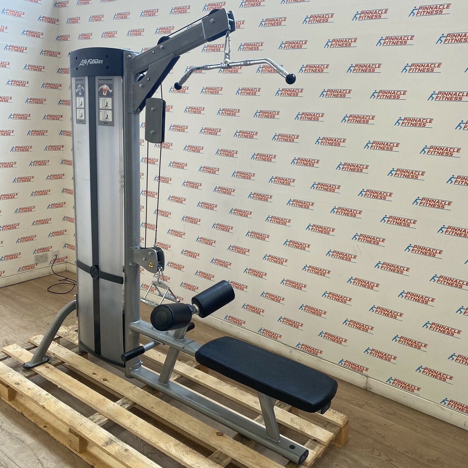 Life Fitness Optima Series Lat Pulldown Low Row Pinnacle Fitness