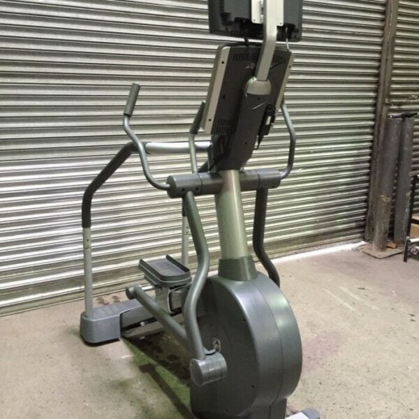 Life Fitness 95Li Summit Trainer with Bolt on TV - Image 12