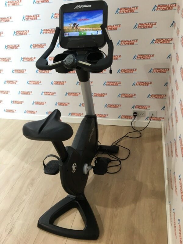 Life Fitness Elevation Series 95C Discover SE Upright Bike - Image 7